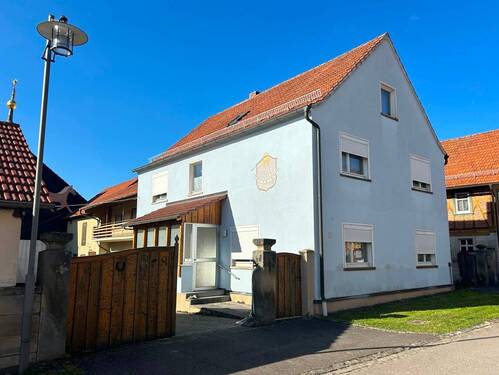 Außenansicht - 7 Zimmer Einfamilienhaus zum Kaufen in Aidhausen