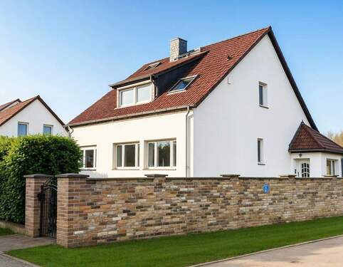 Außenansicht - 8 Zimmer Mehrfamilienhaus, Wohnhaus zum Kaufen in Potsdam