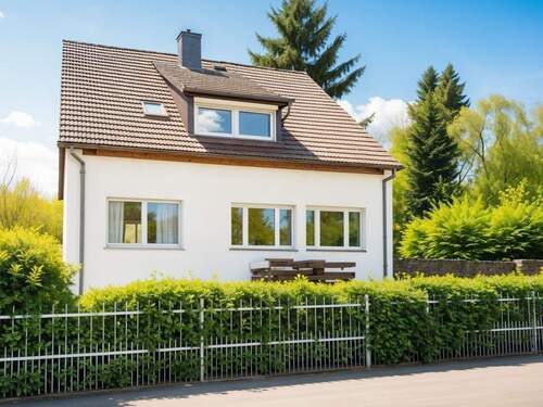 Straßenansicht - Mehrfamilienhaus, Wohnhaus mit 180,00 m² in Potsdam zum Kaufen