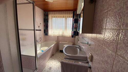 Badezimmer Erdgeschoss - 