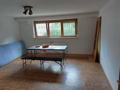 Souterrain Wohnung - 