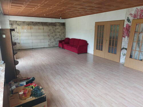 Wohn-/Esszimmer a - 6 Zimmer Einfamilienhaus in Darmstadt