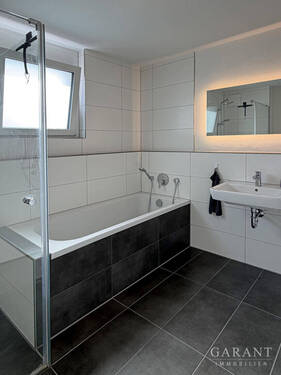 Badezimmer - Etagenwohnung mit 158,00 m&sup2; in Berglen zum Kaufen