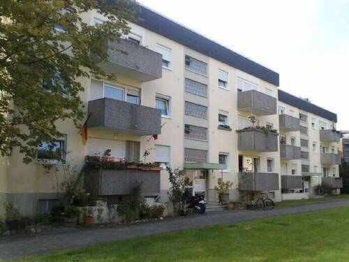 Vorderansicht - Etagenwohnung mit 50,00 m² in Bergheim zur Miete