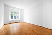 Wohnzimmer - 3 Zimmer Etagenwohnung zum Kaufen in Berlin
