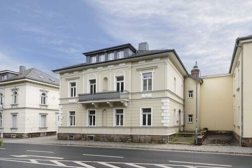 Zentrumslage - 2 Zimmer Mehrfamilienhaus, Wohnhaus zum Kaufen in Grimma