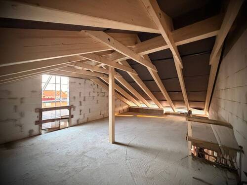 Dachstuhl Doppelhaus - 