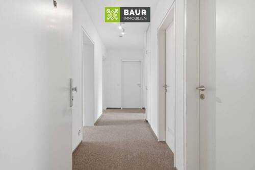 Flur - Etagenwohnung mit 75,00 m&sup2; in Ummendorf zum Kaufen