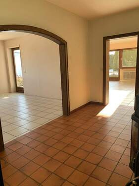 Bild 2 - 7 Zimmer Einfamilienhaus zum Kaufen in Bad Birnbach