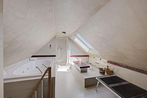 Wellness im Spitzboden - 