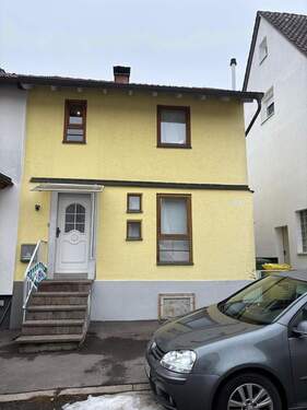 1foto eingang.jpg - Ganz besondere, helle Doppelhaushälfte für die Junge Familie