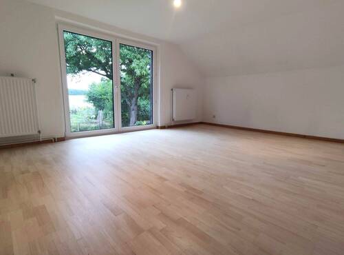 Wohnzimmer - 2 Zimmer Etagenwohnung zur Miete in Mustin