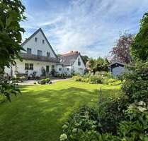 Wohnjuwel im Untenende - Traumhaus mit großen Grundstück und D-Garage - Papenburg