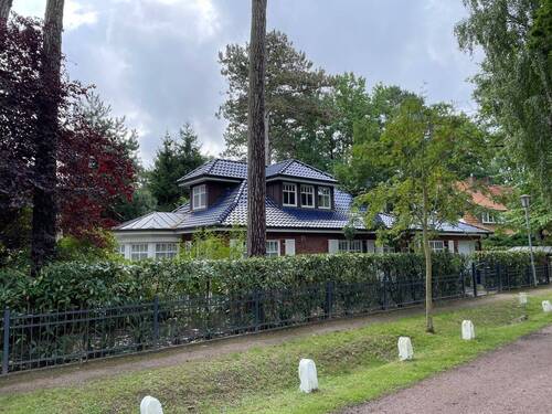 Wohnhaus in allerbester Lage in Strandnähe - Traumhafte Wohnung in Strandnähe - exklusiv modernisiert
