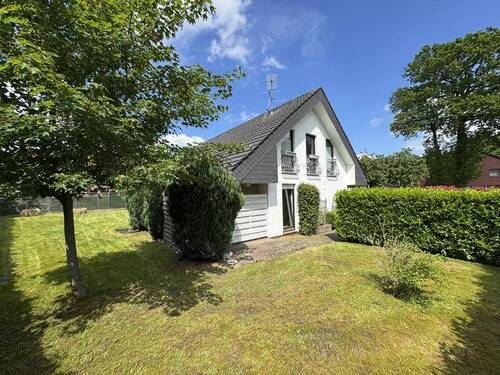 Bild 3 - 6 Zimmer Mehrfamilienhaus, Wohnhaus in Lindern