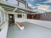 Dachterrasse teils überdacht - 