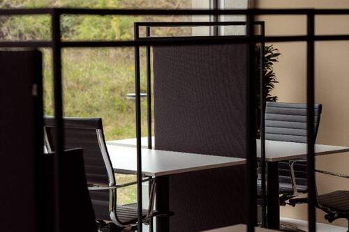 Flexibler Arbeitsplatz - Work Hard Play Hard Live Well - All-in-Miete