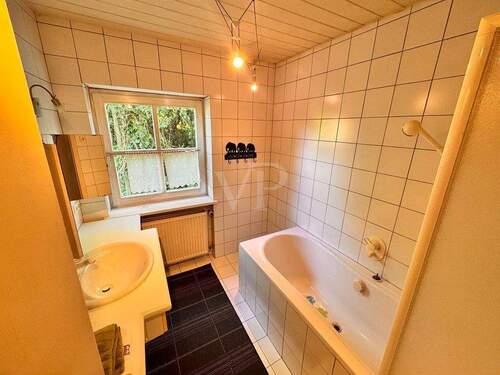 Bild 2 - 5 Zimmer Etagenwohnung zum Kaufen in Deggendorf