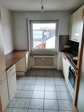 komplette Einbauküche - 3 Zimmer Etagenwohnung in Baiersdorf