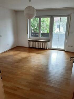 Wohnzimmer - Etagenwohnung mit 90,00 m&sup2; in Baiersdorf zur Miete