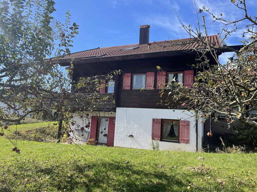 Ostseite, unten Terrasse ELW - 1 Zimmer Einfamilienhaus in Berkheim