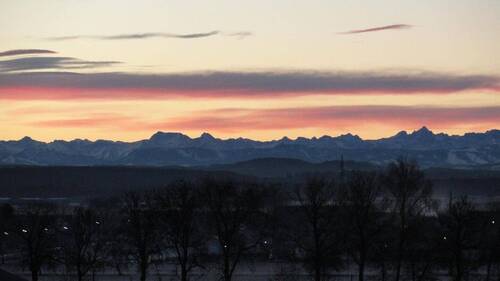 Alpenblick bei Sonnenaufgang - 