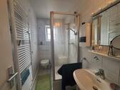 Badezimmer - Etagenwohnung mit 73,00 m&sup2; in Krefeld zum Kaufen