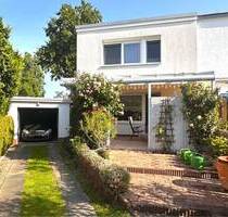 Einziehen und wohlfühlen - sehr gepflegtes Reihenendhaus in Zehlendorf mit Garage und Garten - Berlin