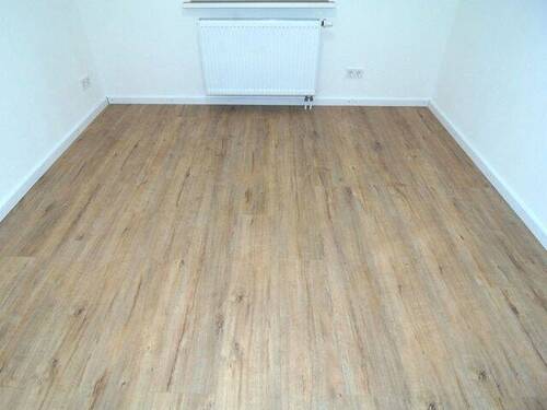 Laminatboden in den Zimmern - 