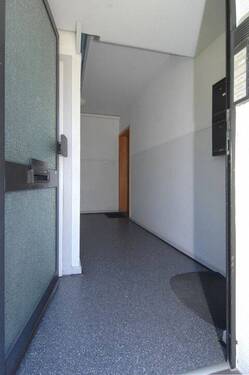 Hausflur - Etagenwohnung mit 57,70 m² in Düsseldorf zum Kaufen