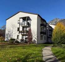 Helle 2-Zimmer-Wohnung in Bad Reichenhall mit zwei Balkonen und Blick ins Grüne