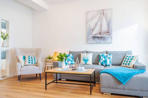 Das gemütliche Wohnzimmer – Wohnung unten - Etagenwohnung mit 100,20 m&sup2; in Dranske zum Kaufen