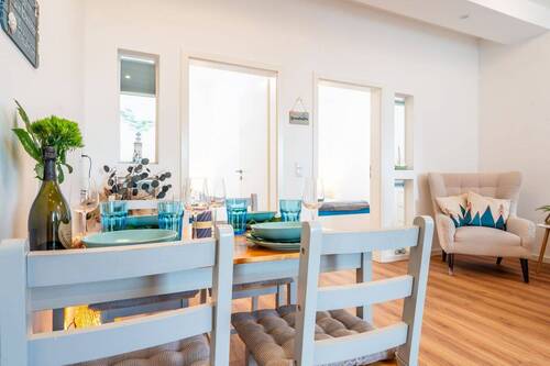 Der einladende Essbereich – Wohnung unten - 