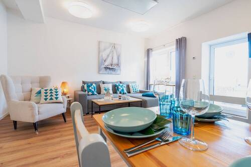 Der einladende Essbereich – Wohnung unten - 