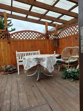 überdachter Freisitz - 