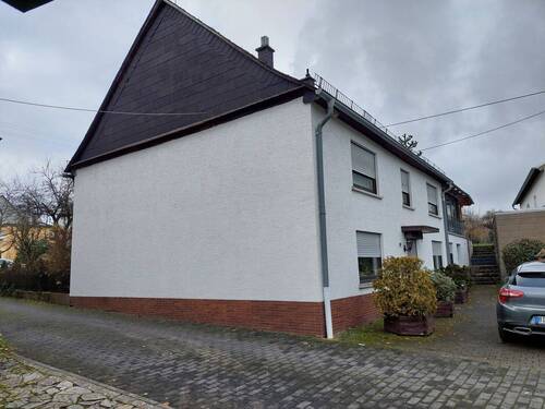 Hausansicht - eine ansprechende Alternative - 184.000,00 EUR Kaufpreis, ca.  190,00 m² Wohnfläche