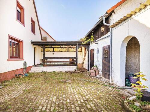 Hinterhof Terrasse - 