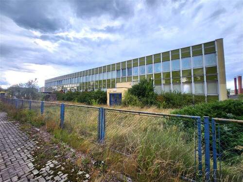 Hotel mit 35 Zimmern in Salzwedel - 3 Zimmer Büro zum Kaufen in Salzwedel