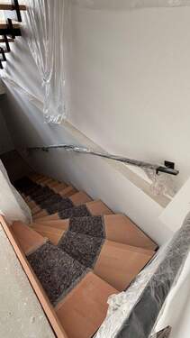 Treppe in den Keller - 