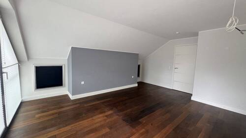 Zimmer 1 - 