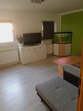 Wohnzimmer.jpg - Etagenwohnung mit 65,00 m&sup2; in Radebeul zum Kaufen