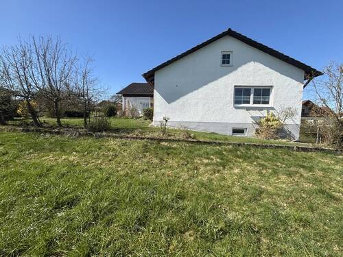 Außenansicht - 5 Zimmer Bungalow in Haarbach