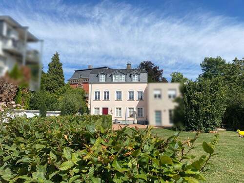 Historische Immobilie - Exklusiver Außenbereich zur Nutzung - 