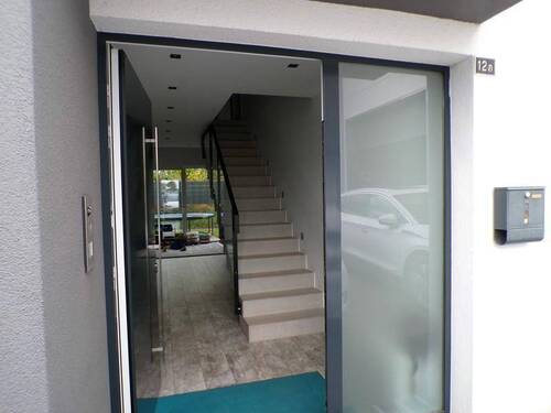 19 Eingang - Wohnhaus - 