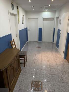 Diele vom Esszimmer - 7 Zimmer Bungalow in Herbolzheim