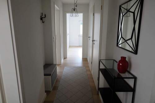 Flur - Einrichtungsbeispiel - 5 Zimmer Etagenwohnung in Albstadt