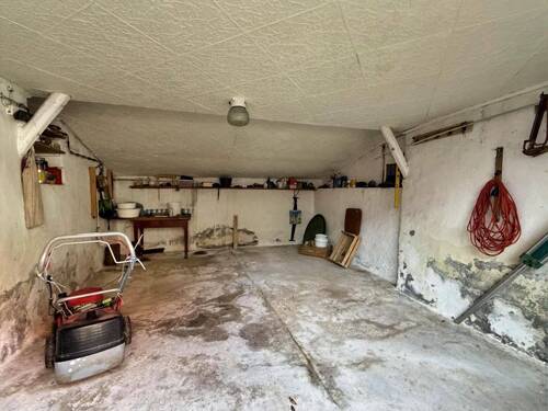 Garage - 
