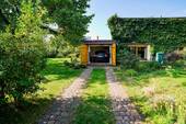 Garage - 