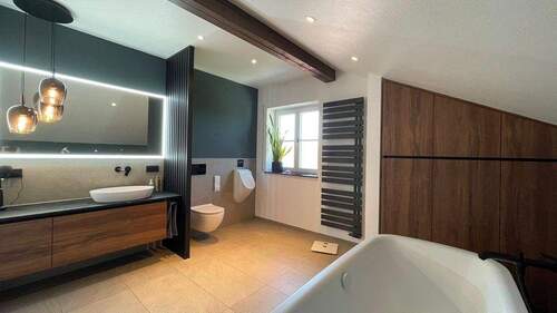 Wellnessbad im Obergeschoss - 