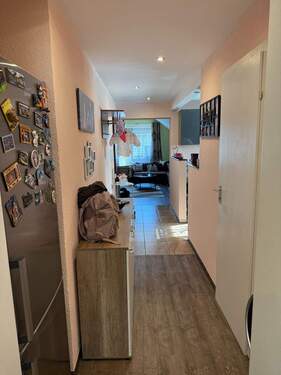 Flur - 2 Zimmer Etagenwohnung zum Kaufen in Bad Liebenzell